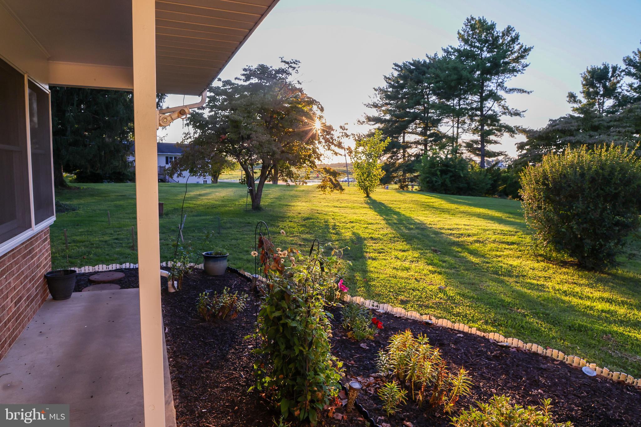 MOUNTAIN VIEW ESTATES - Residential