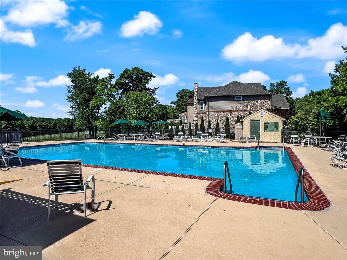 RIVERCREST - Residential Lease