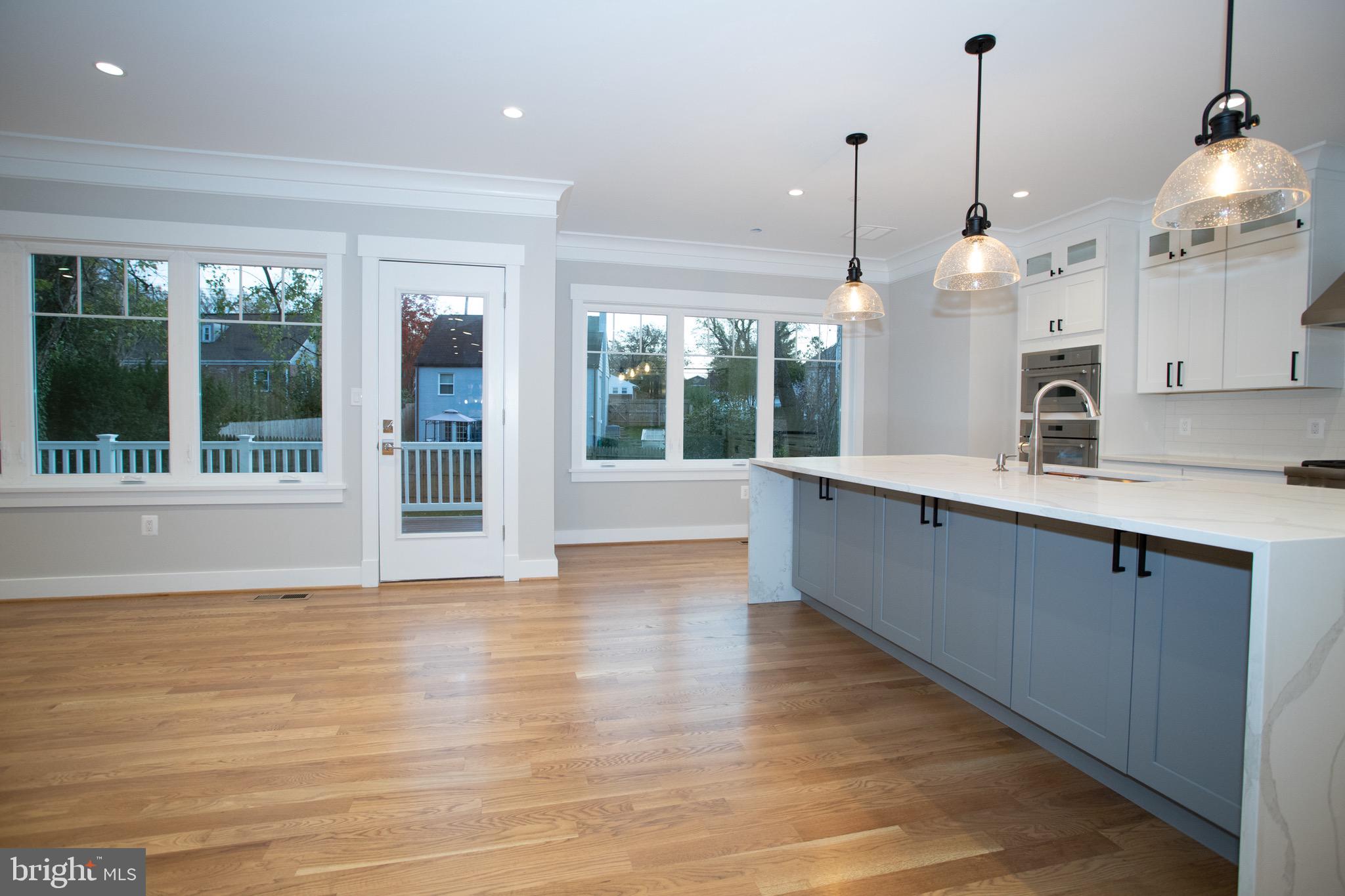 AYRLAWN - Residential