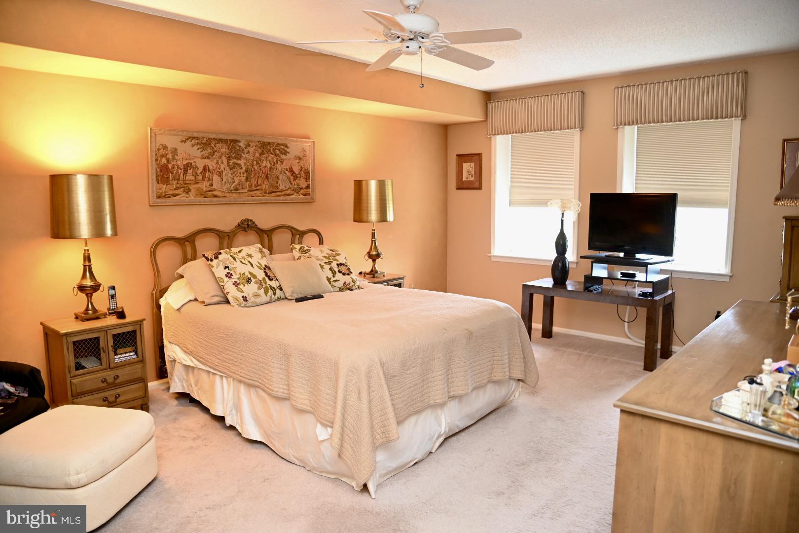 CENTENNIAL STATION - Residential