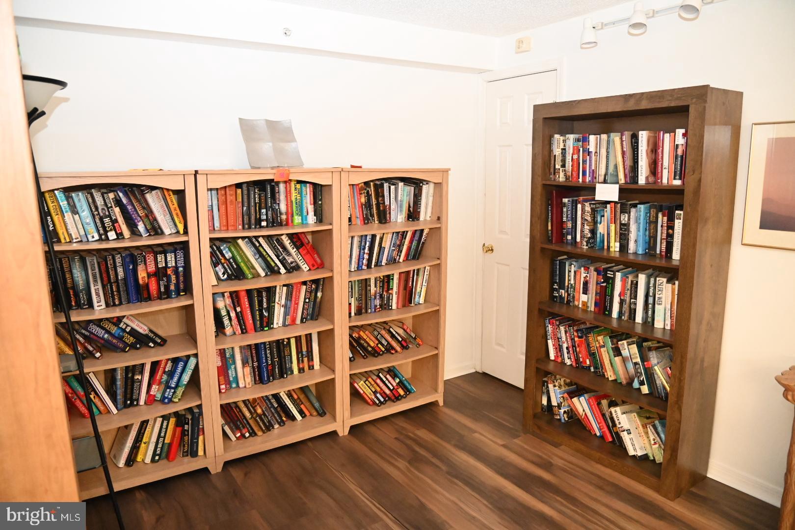 CENTENNIAL STATION - Residential