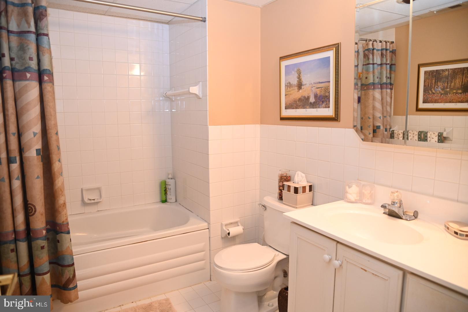 CENTENNIAL STATION - Residential