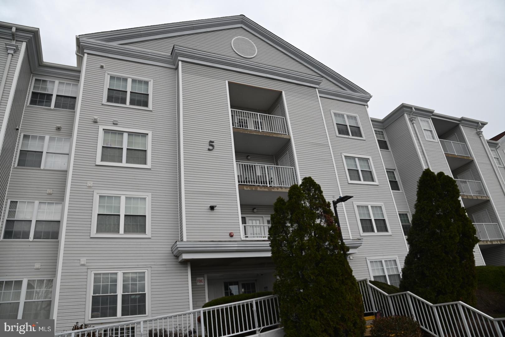 CENTENNIAL STATION - Residential