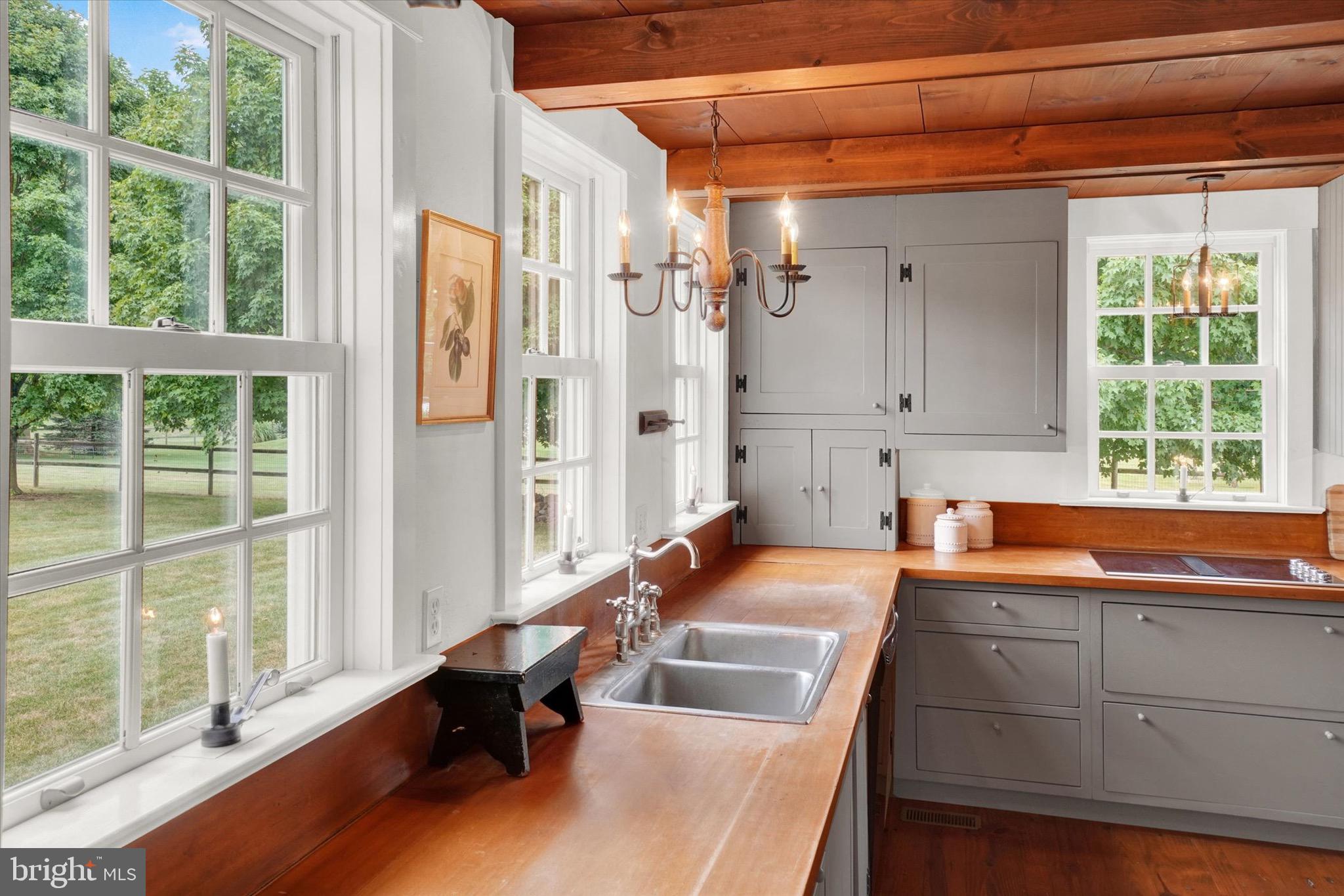 SILVER SPRING TWP - Residential