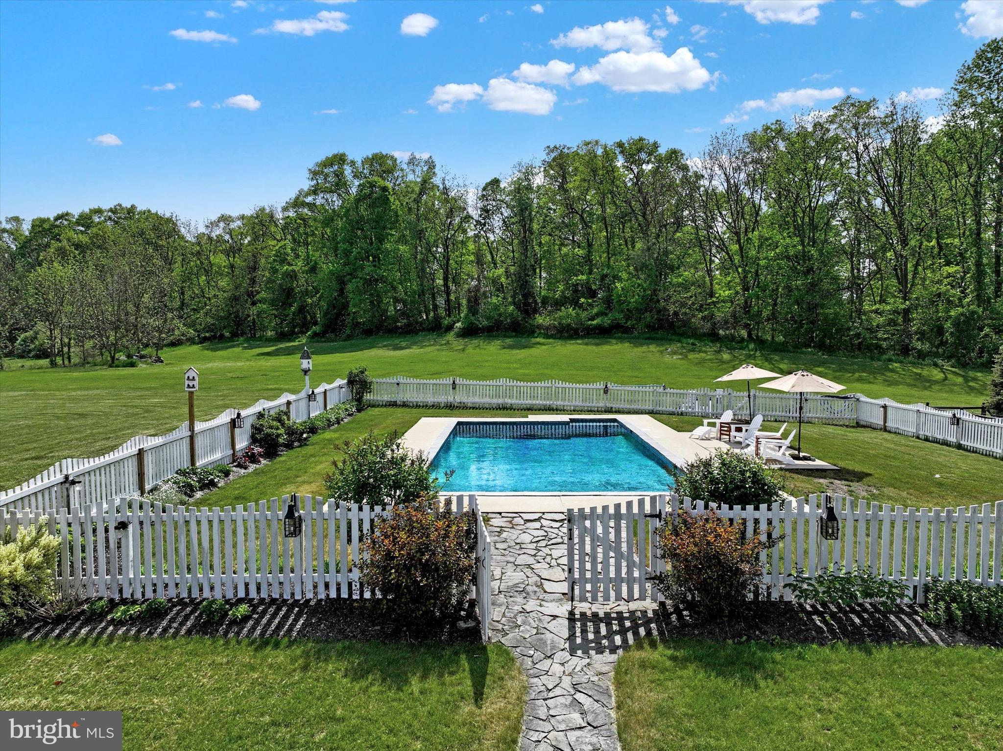 SILVER SPRING TWP - Residential