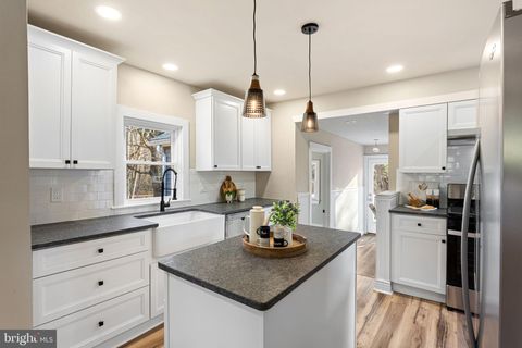 Homes For Sale - 945 Washington Avenue<br/> FRANKLINVILLE, NJ 08322