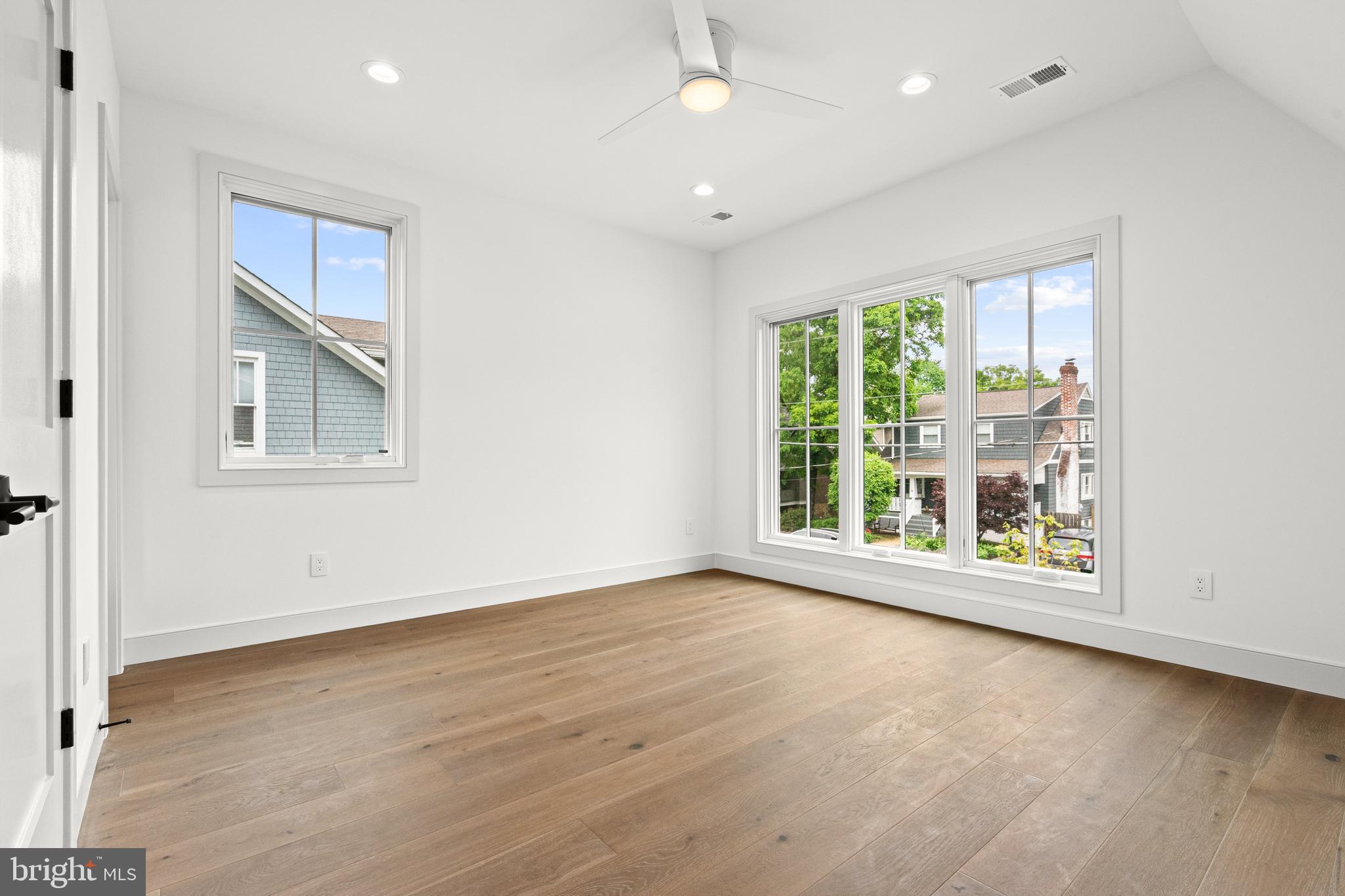 ASHTON HEIGHTS - Residential