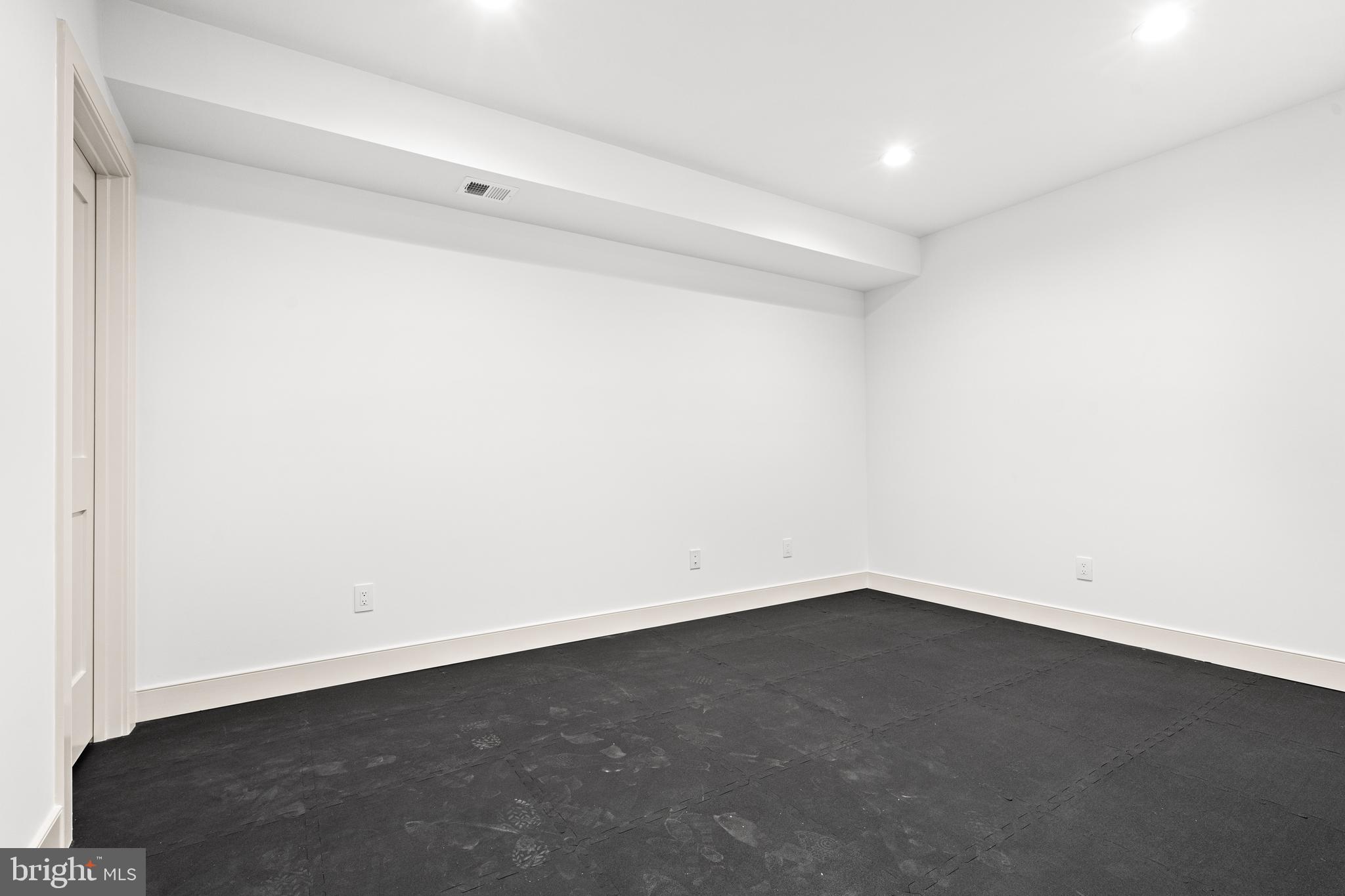 ASHTON HEIGHTS - Residential