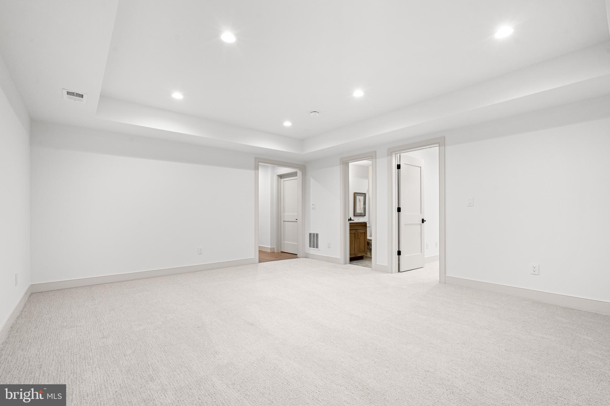 ASHTON HEIGHTS - Residential