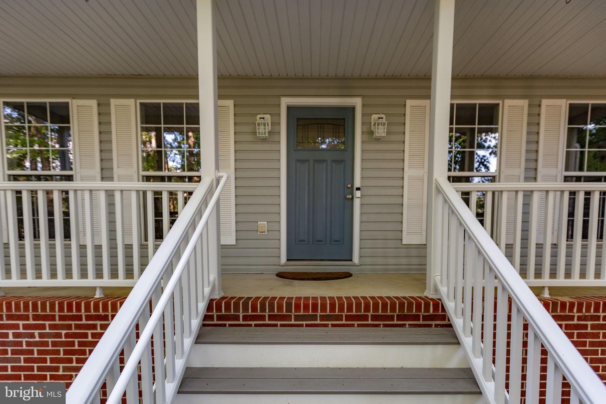 15 TWIN LAKE COURT
