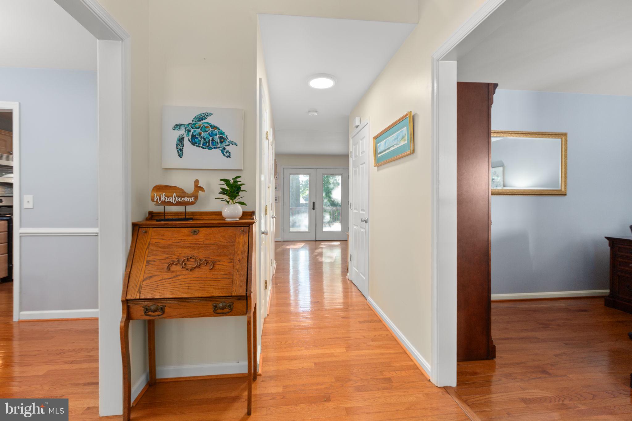 15 TWIN LAKE COURT