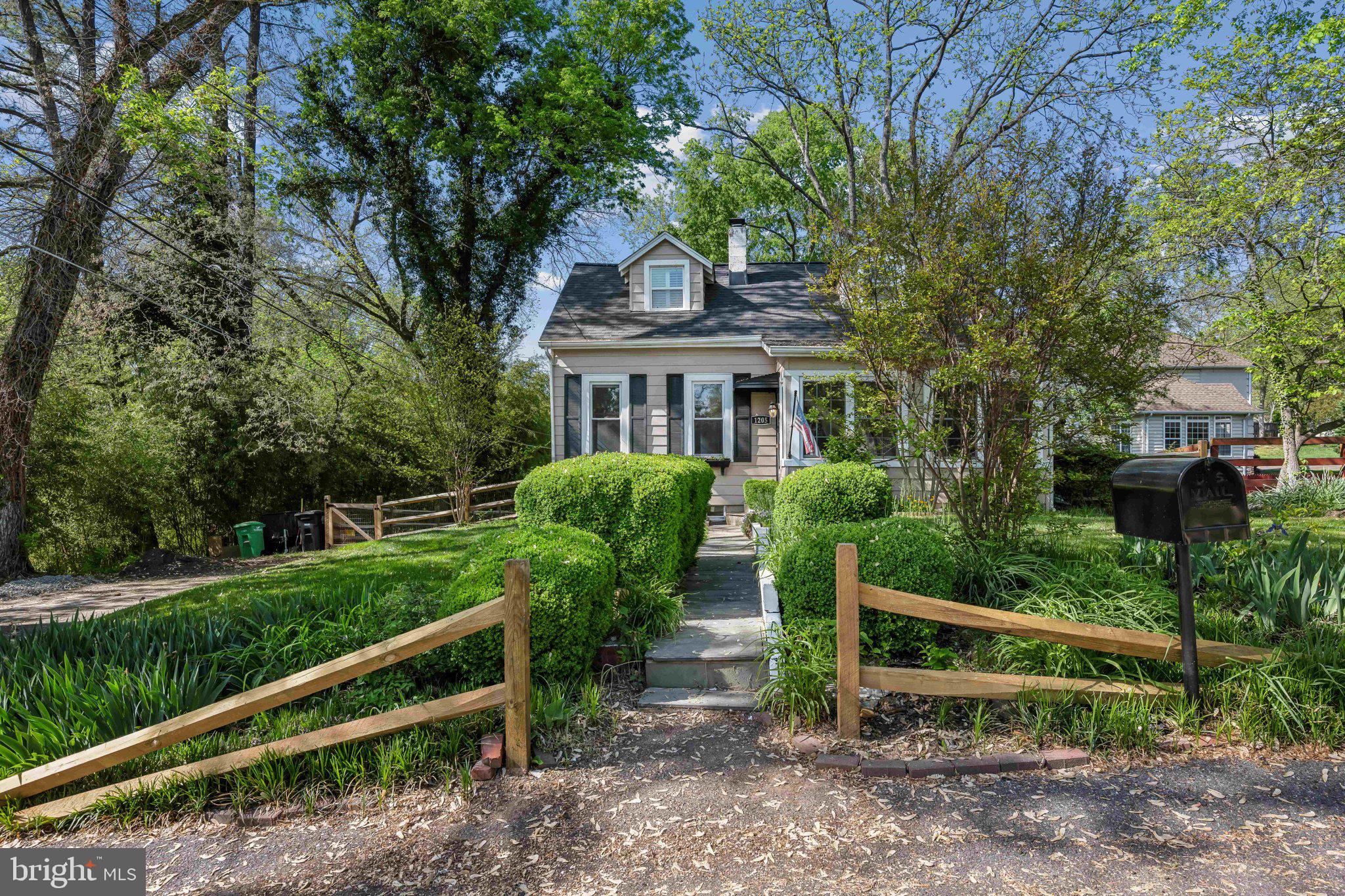 TREASURE COVE - Residential