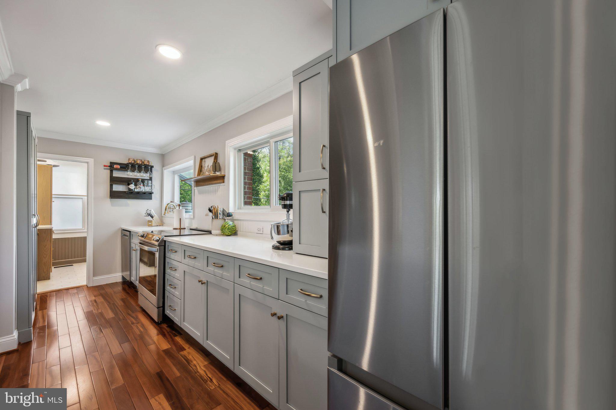 TREASURE COVE - Residential