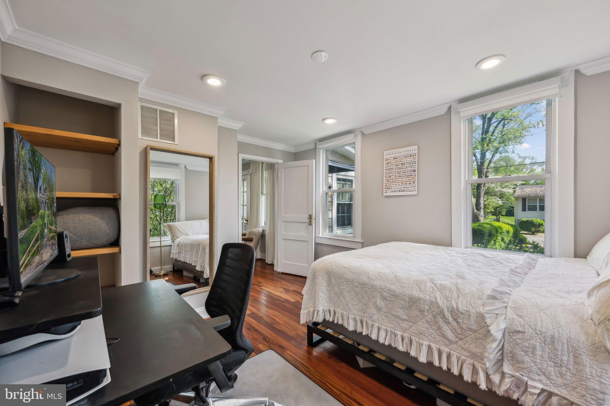 TREASURE COVE - Residential