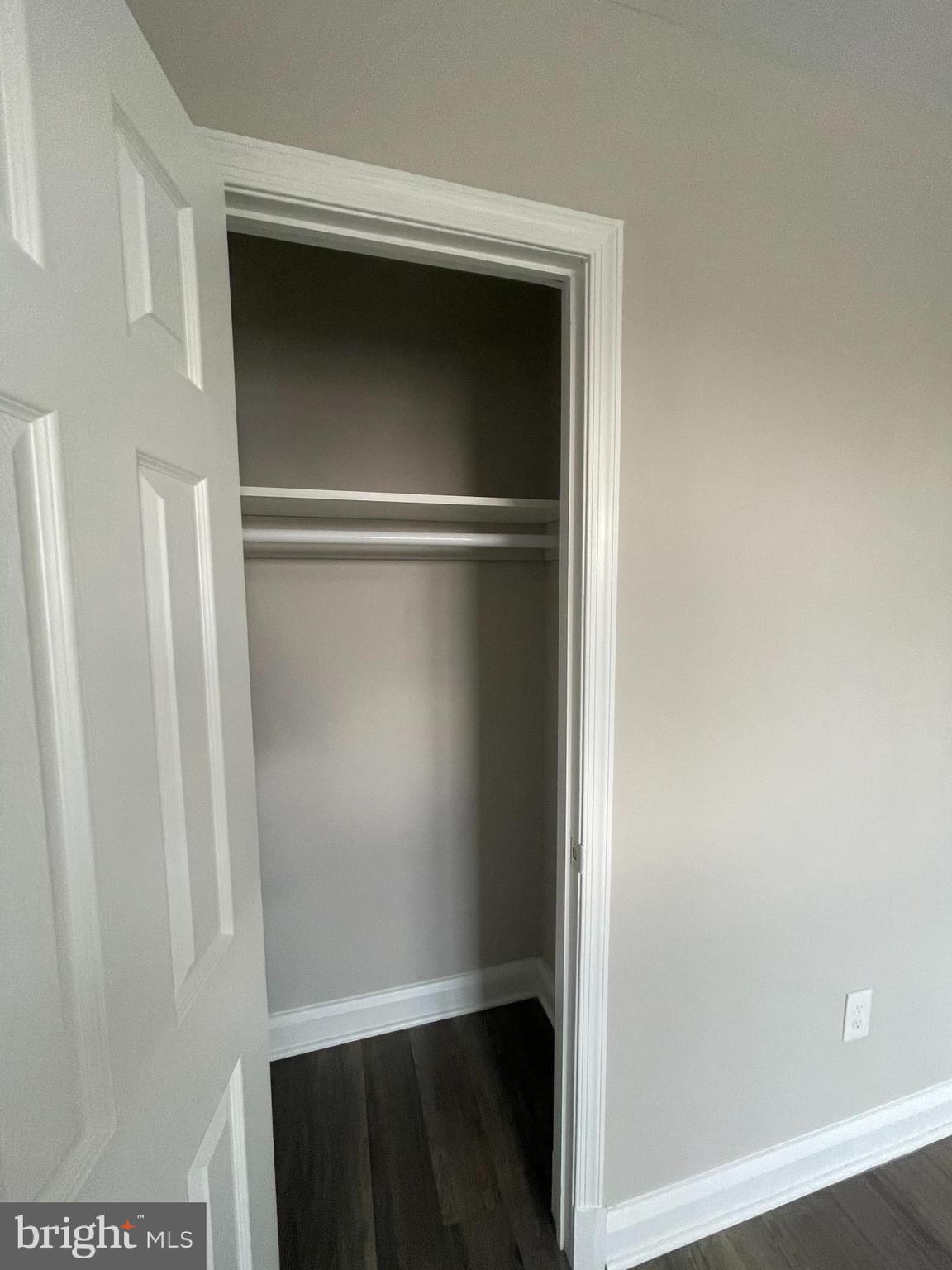 PARKSIDE - Residential Lease