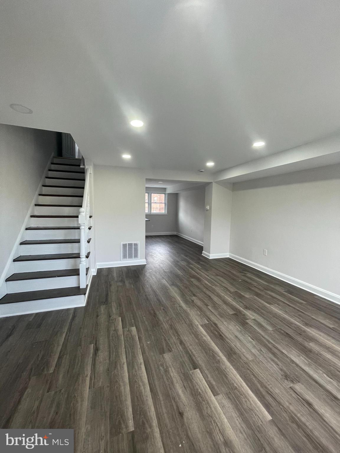 PARKSIDE - Residential Lease