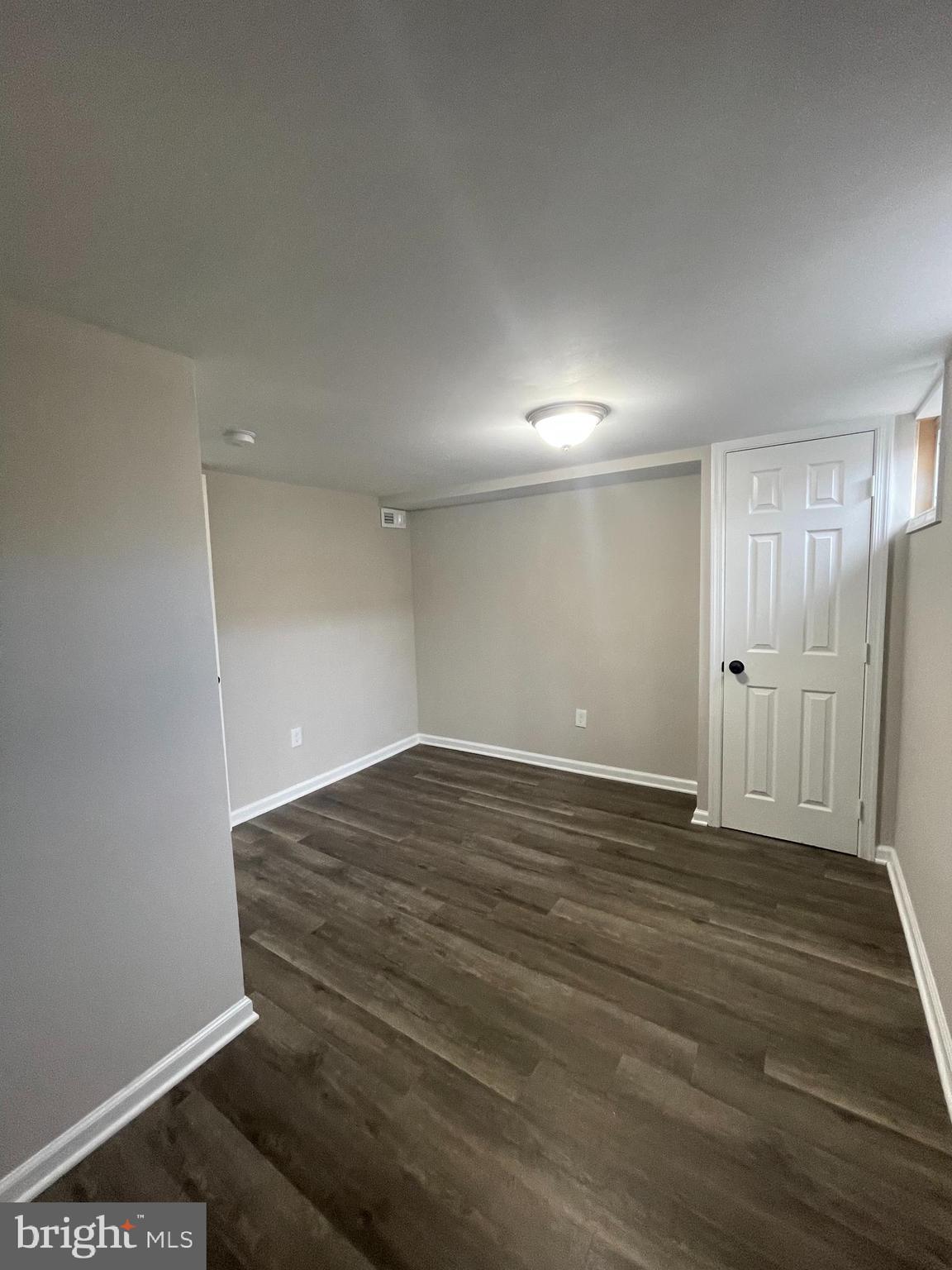 PARKSIDE - Residential Lease