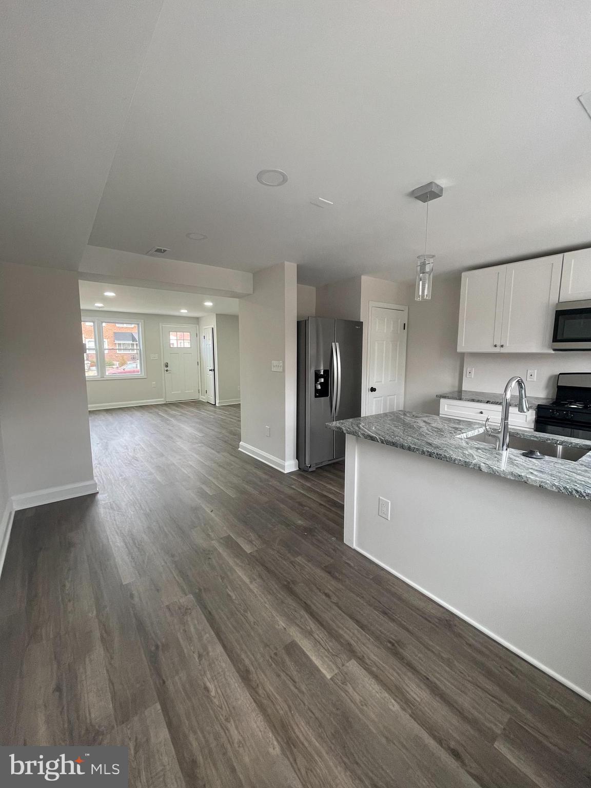 PARKSIDE - Residential Lease