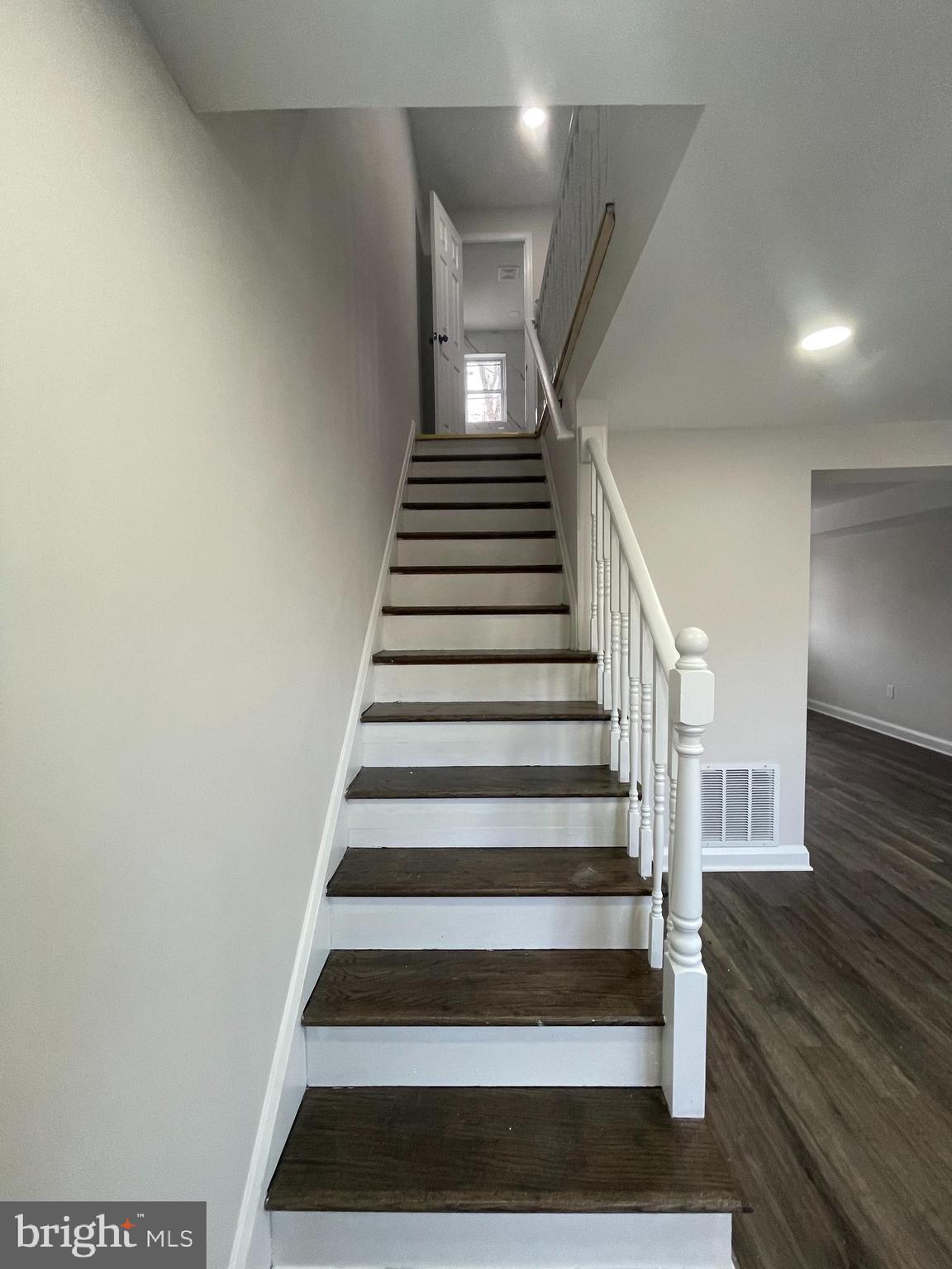 PARKSIDE - Residential Lease