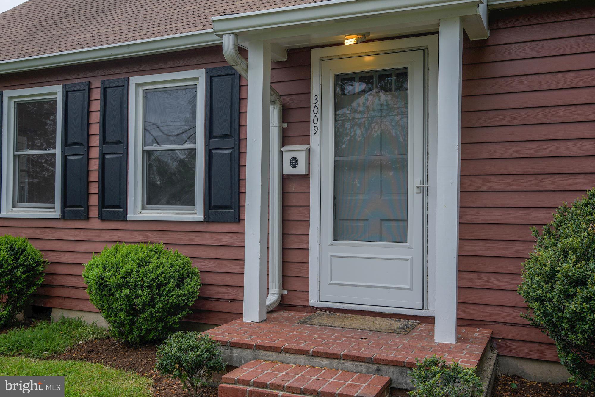 KENSINGTON HEIGHTS - Residential