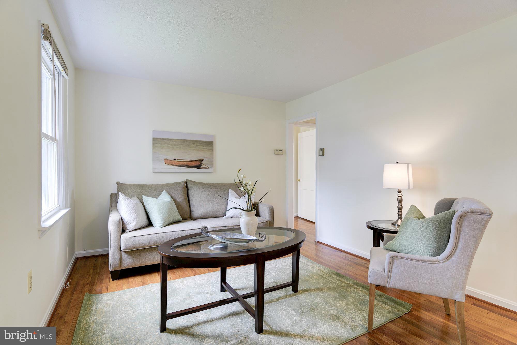 KENSINGTON HEIGHTS - Residential