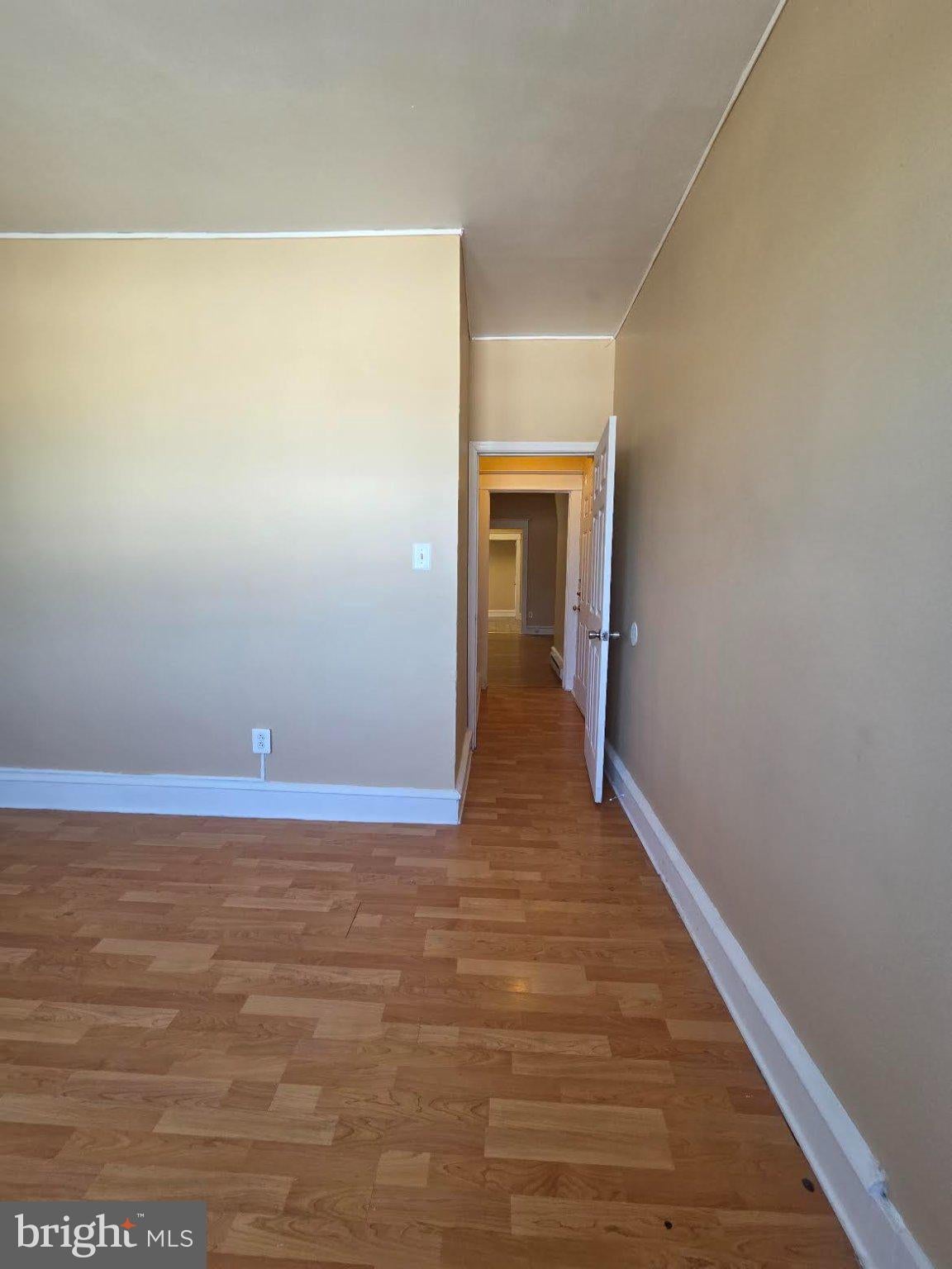 4102 W MAPLE AVENUE 2ND FLOOR