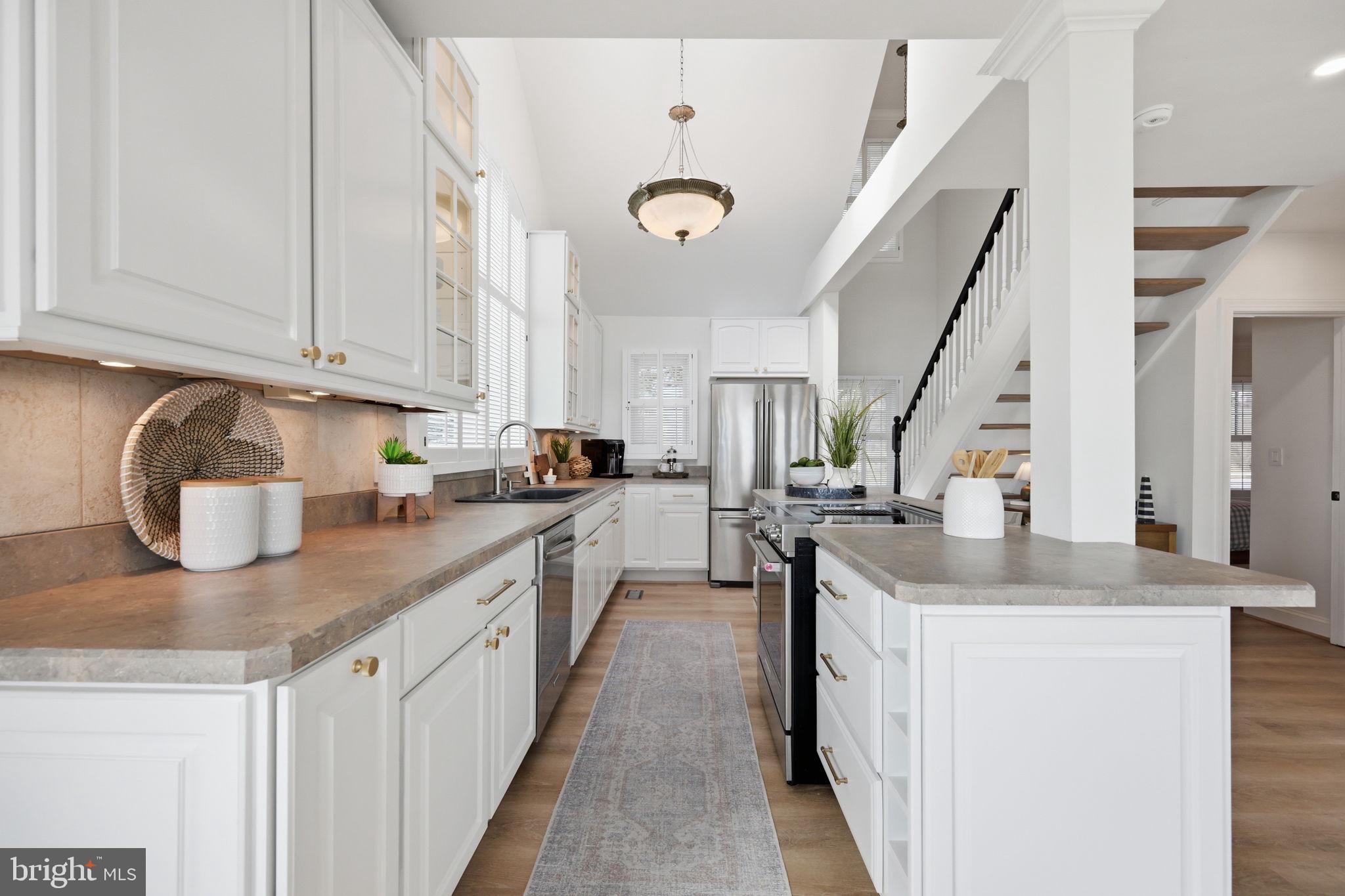 SHOREHAM BEACH - Residential