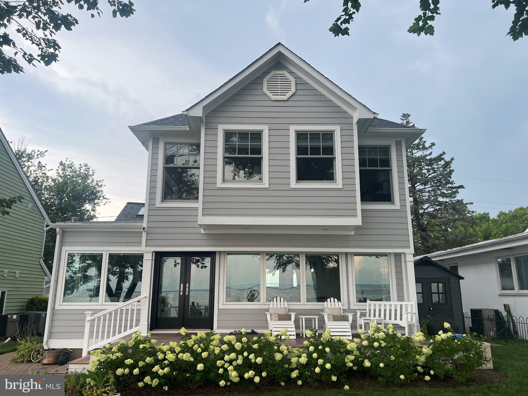 SHOREHAM BEACH - Residential