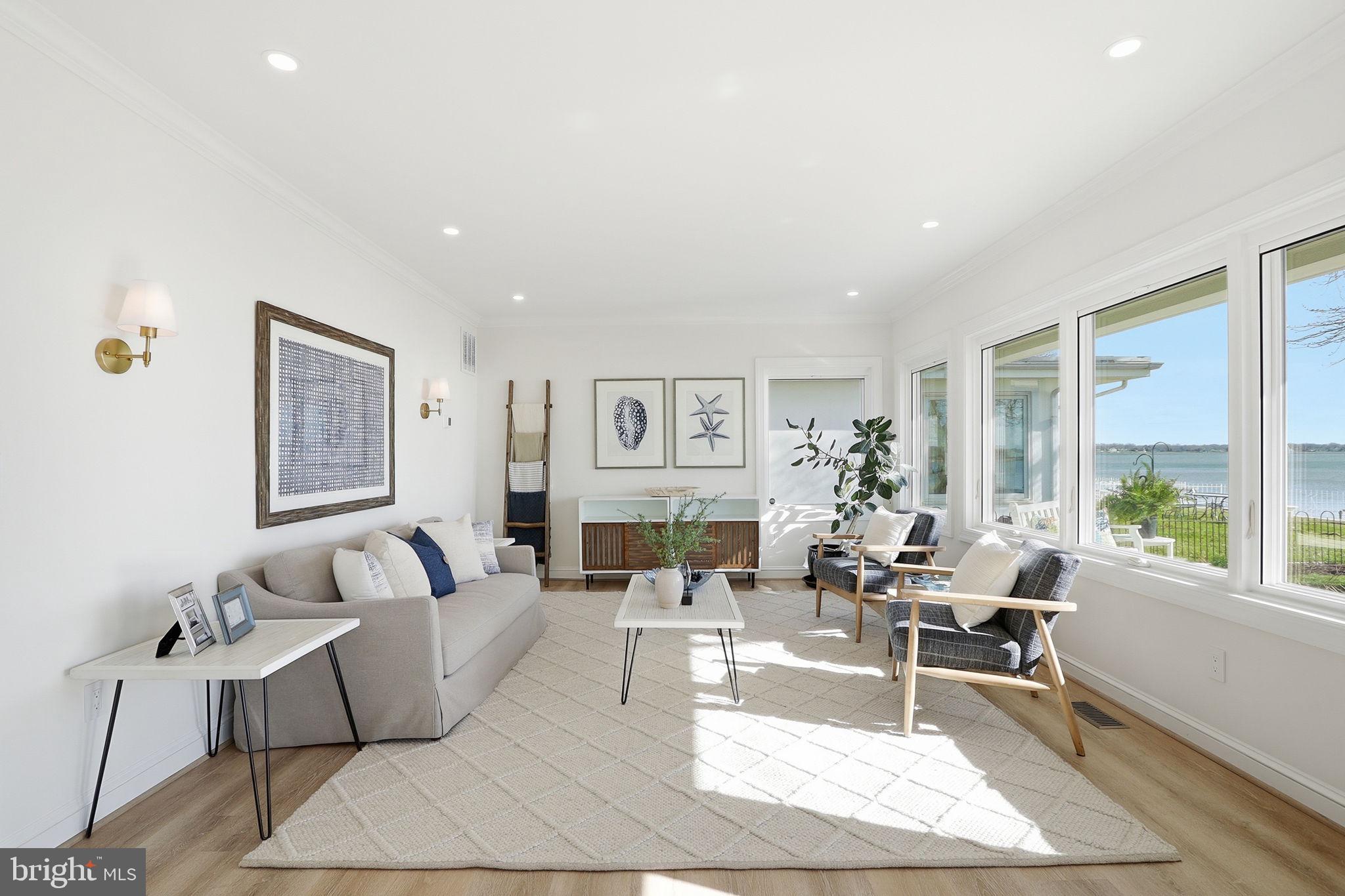 SHOREHAM BEACH - Residential