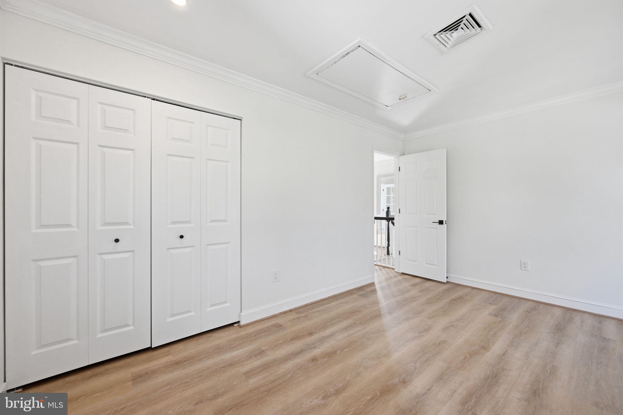 SHOREHAM BEACH - Residential