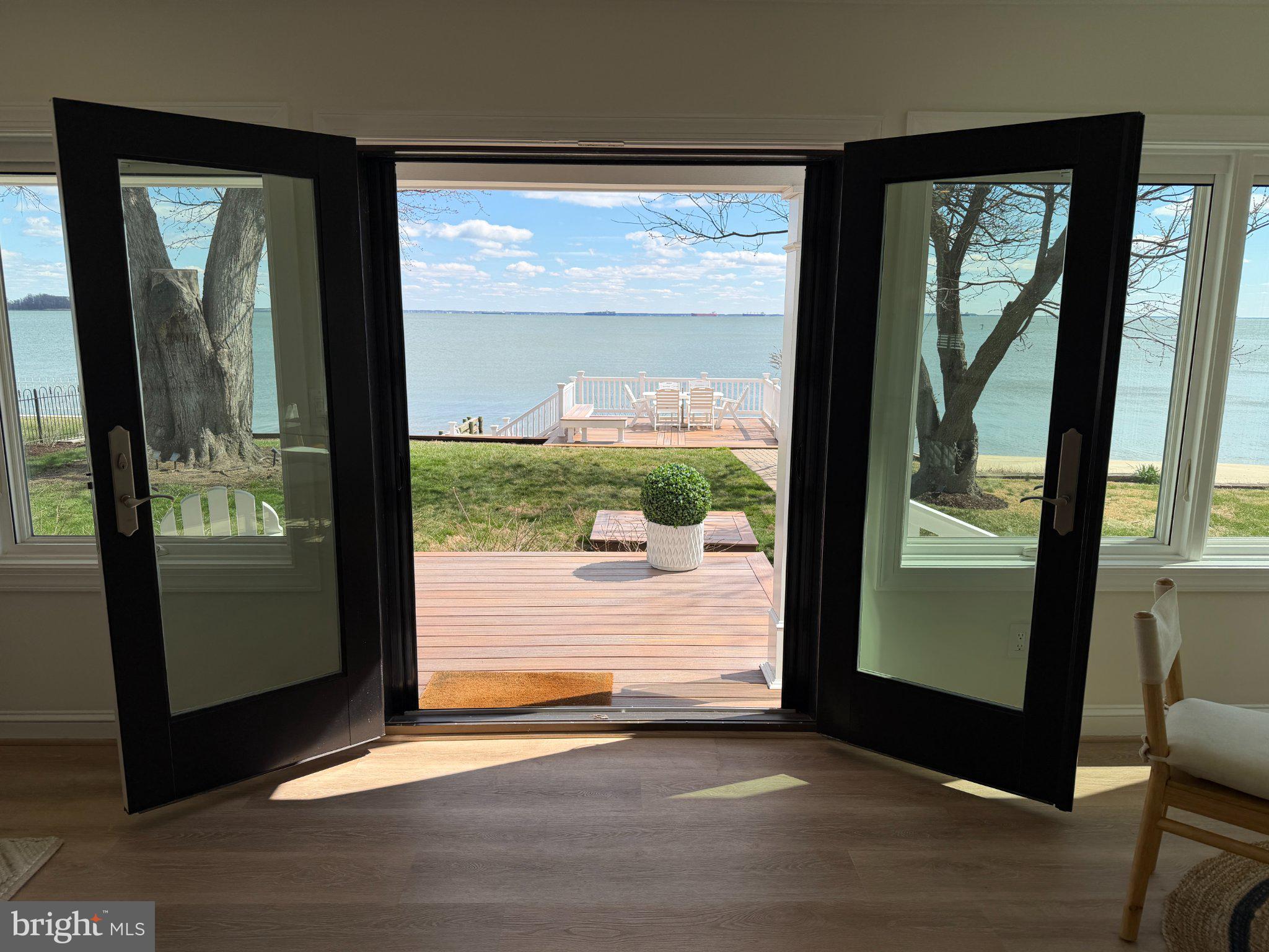 SHOREHAM BEACH - Residential