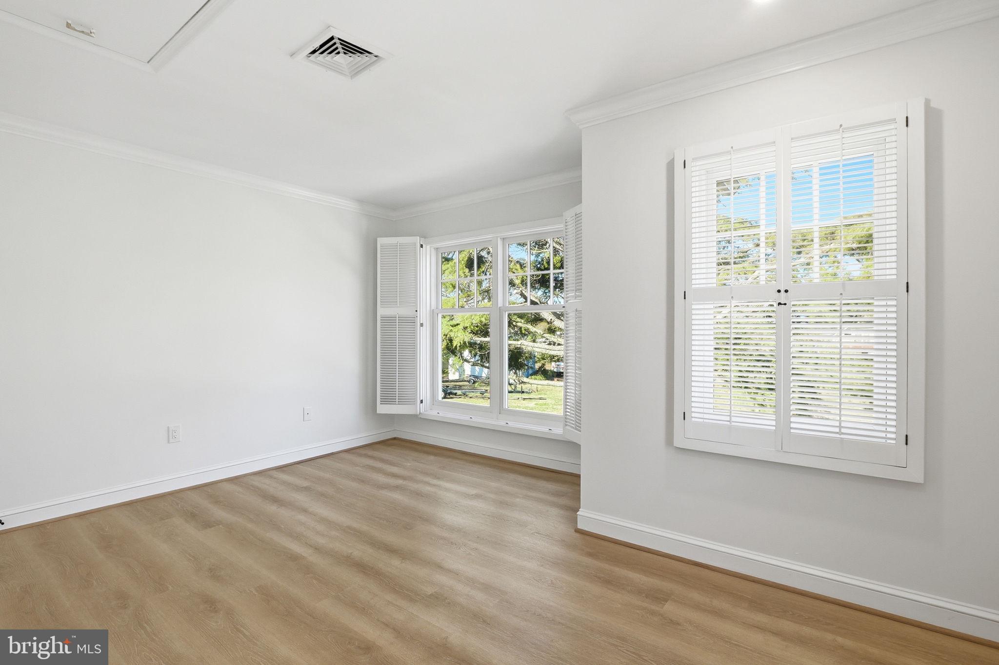 SHOREHAM BEACH - Residential