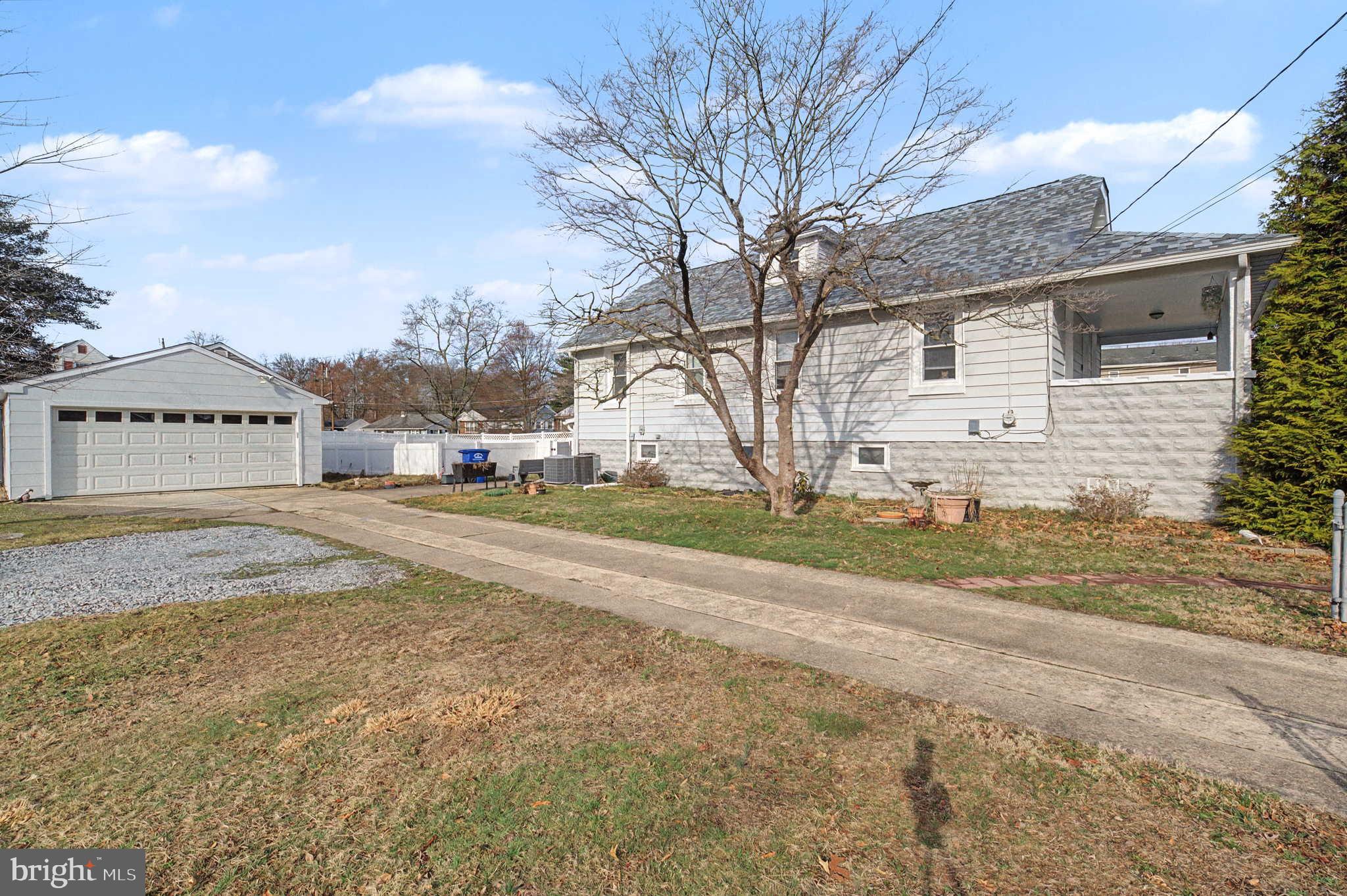 304 S FORKLANDING ROAD