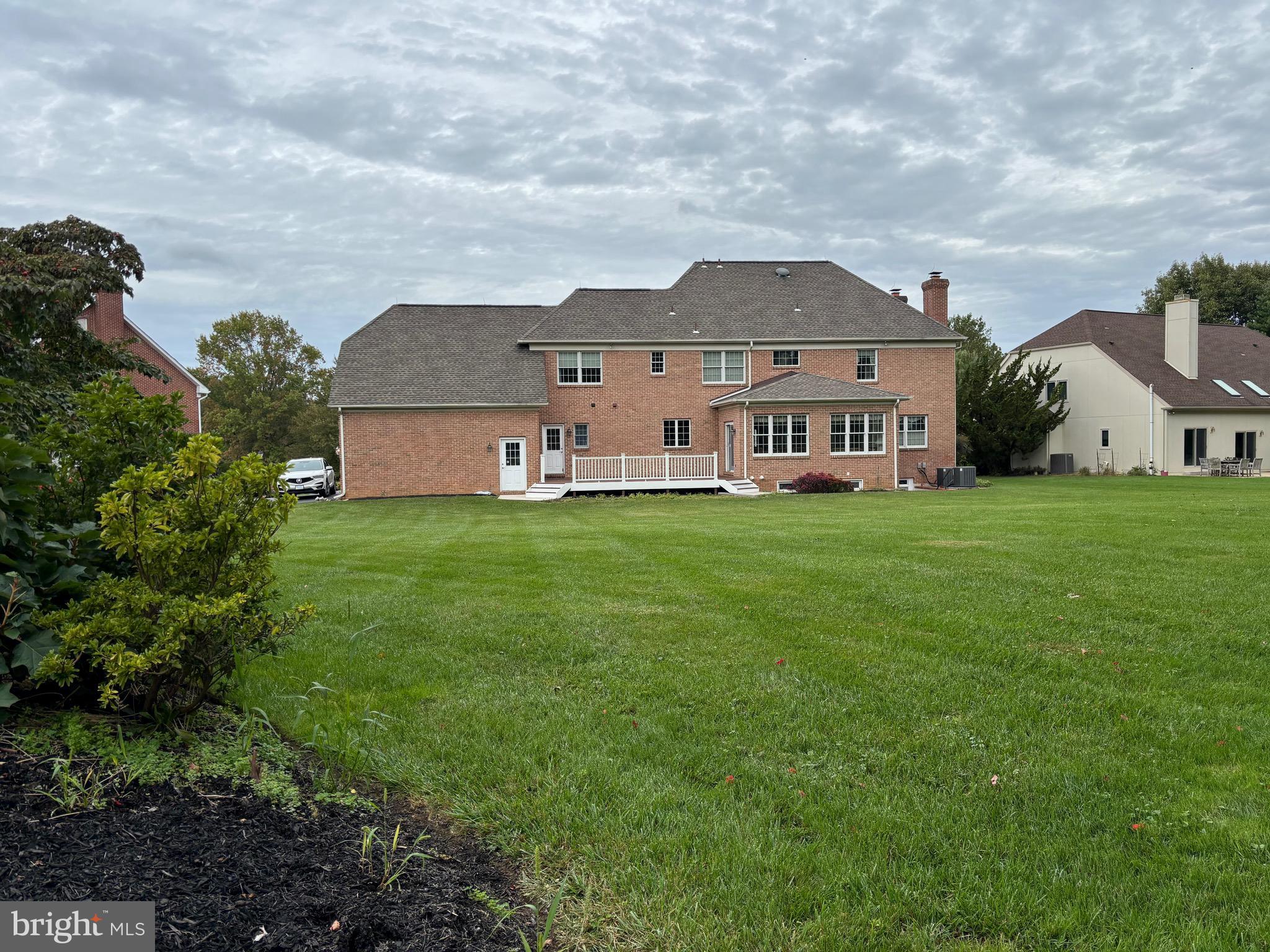 3 SCARLETT COURT