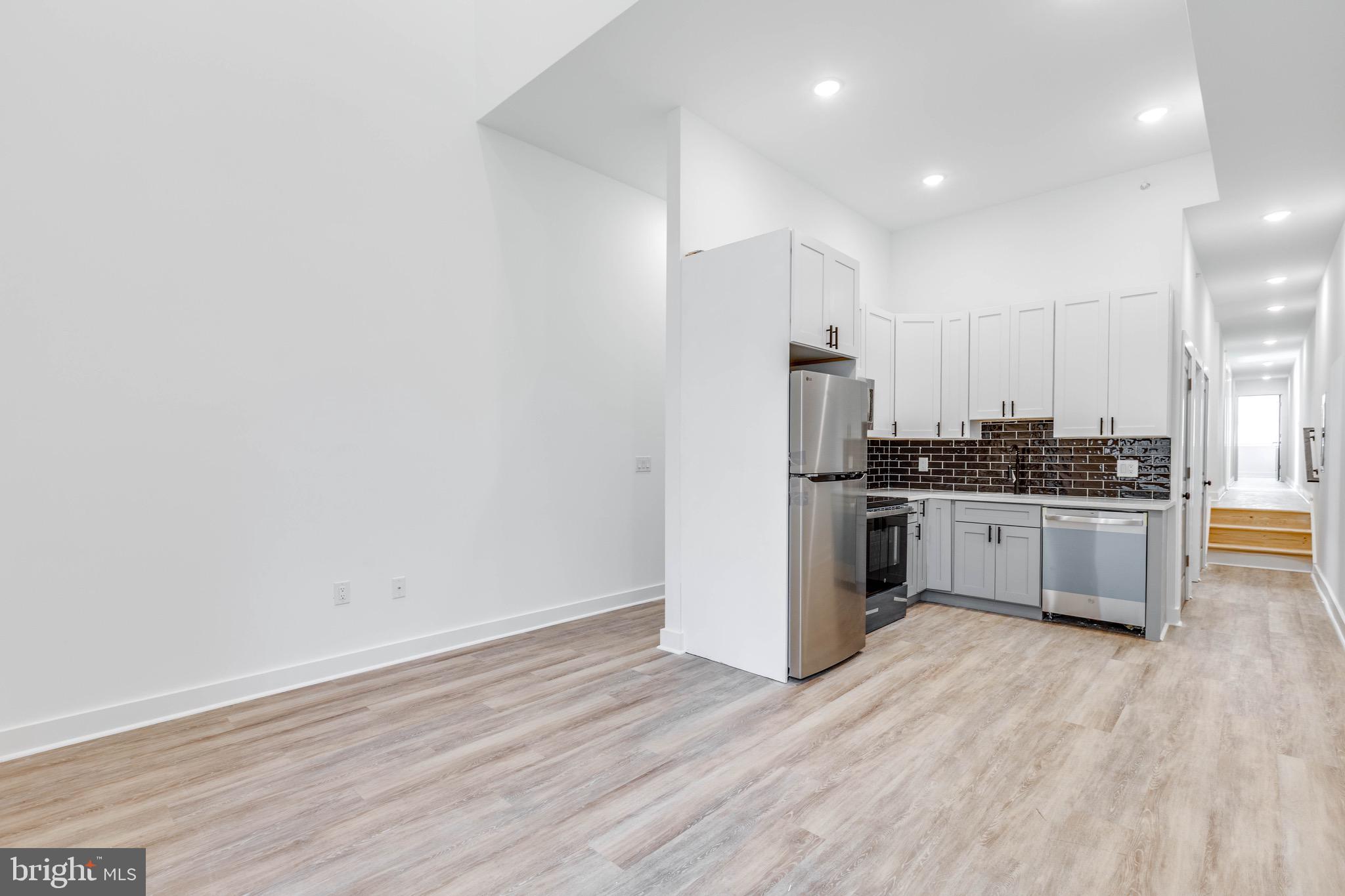 TEMPLE UNIVERSITY - Residential Lease