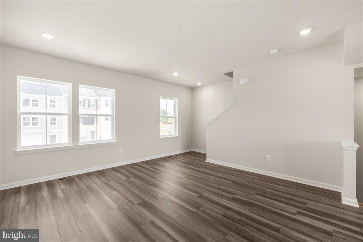 THE GALLERY - Residential Lease