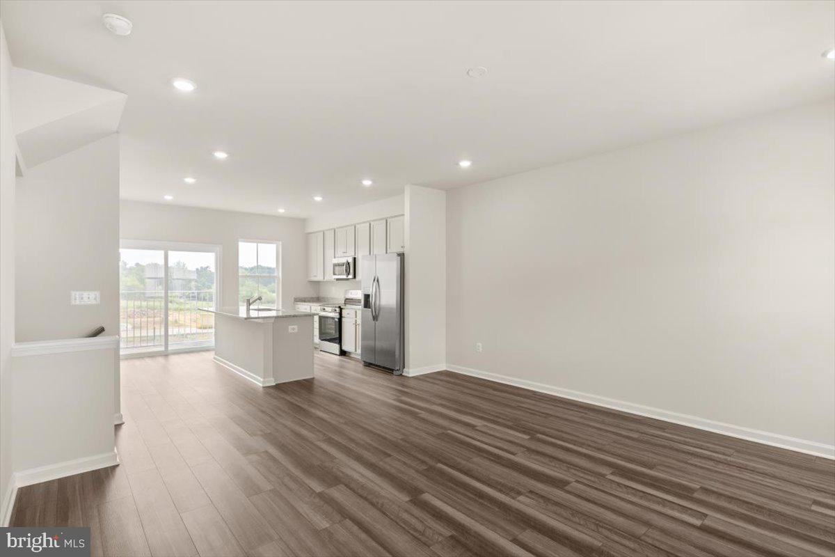 THE GALLERY - Residential Lease