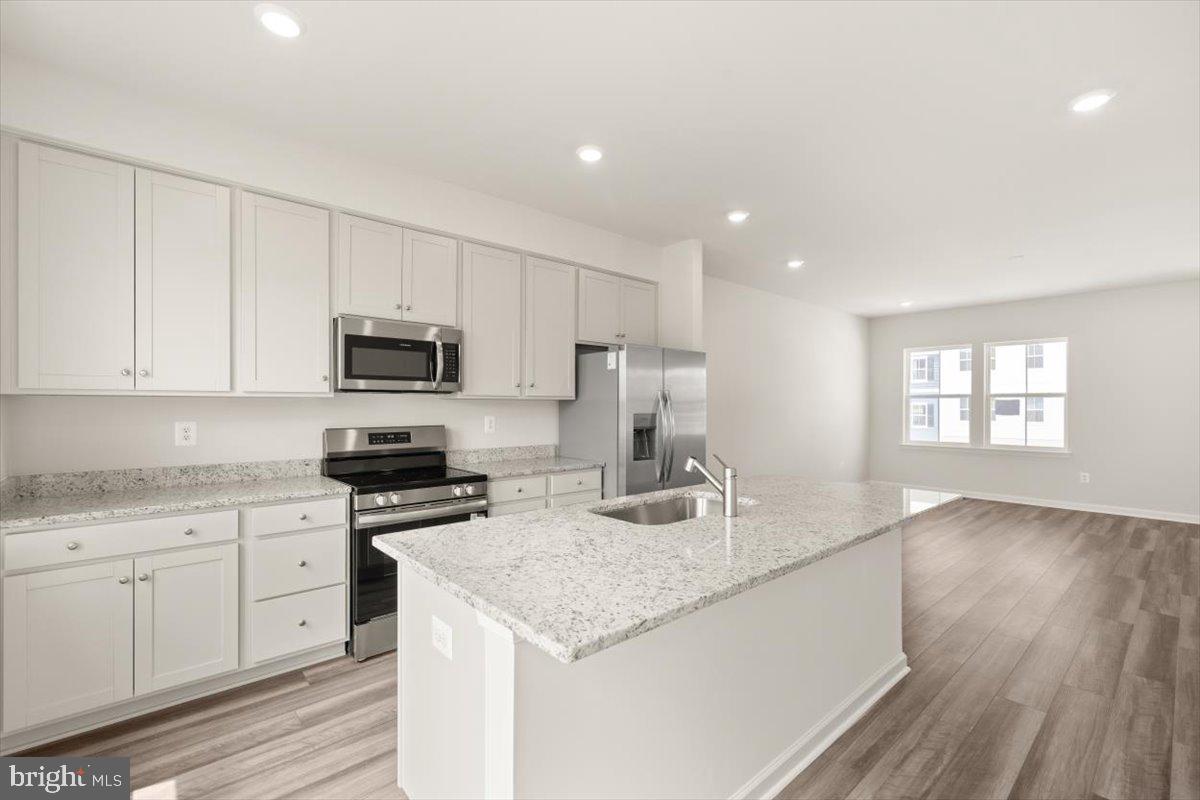 THE GALLERY - Residential Lease