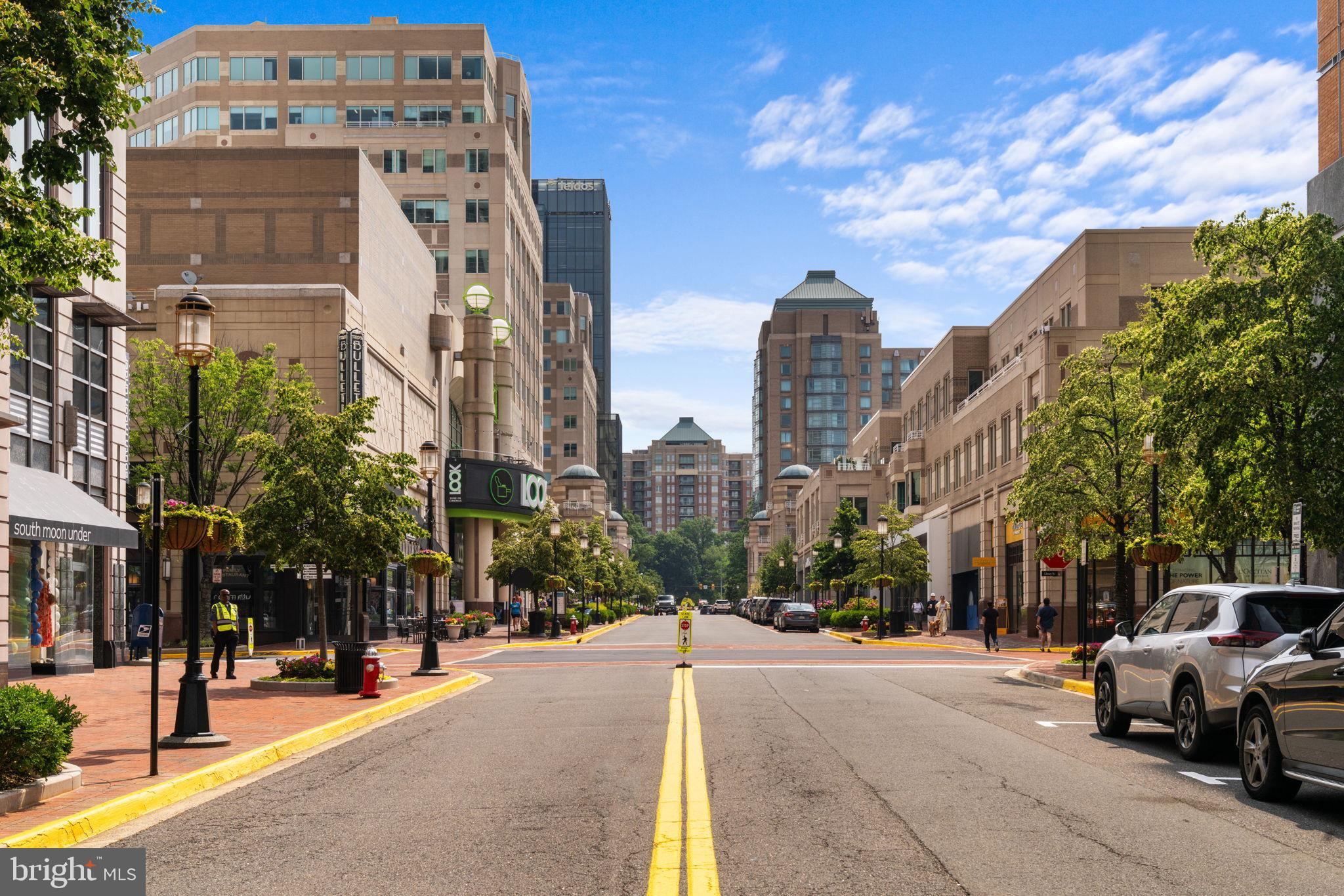 RESTON - Residential