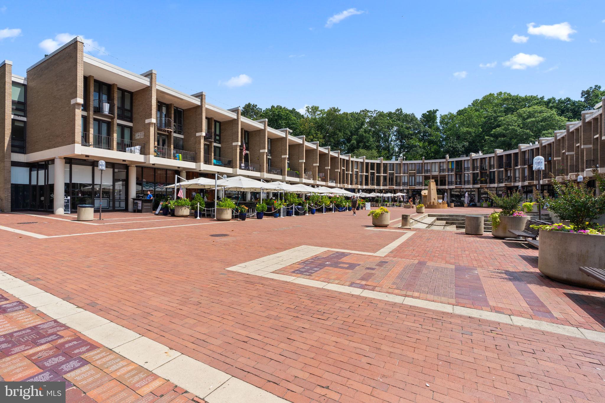 RESTON - Residential