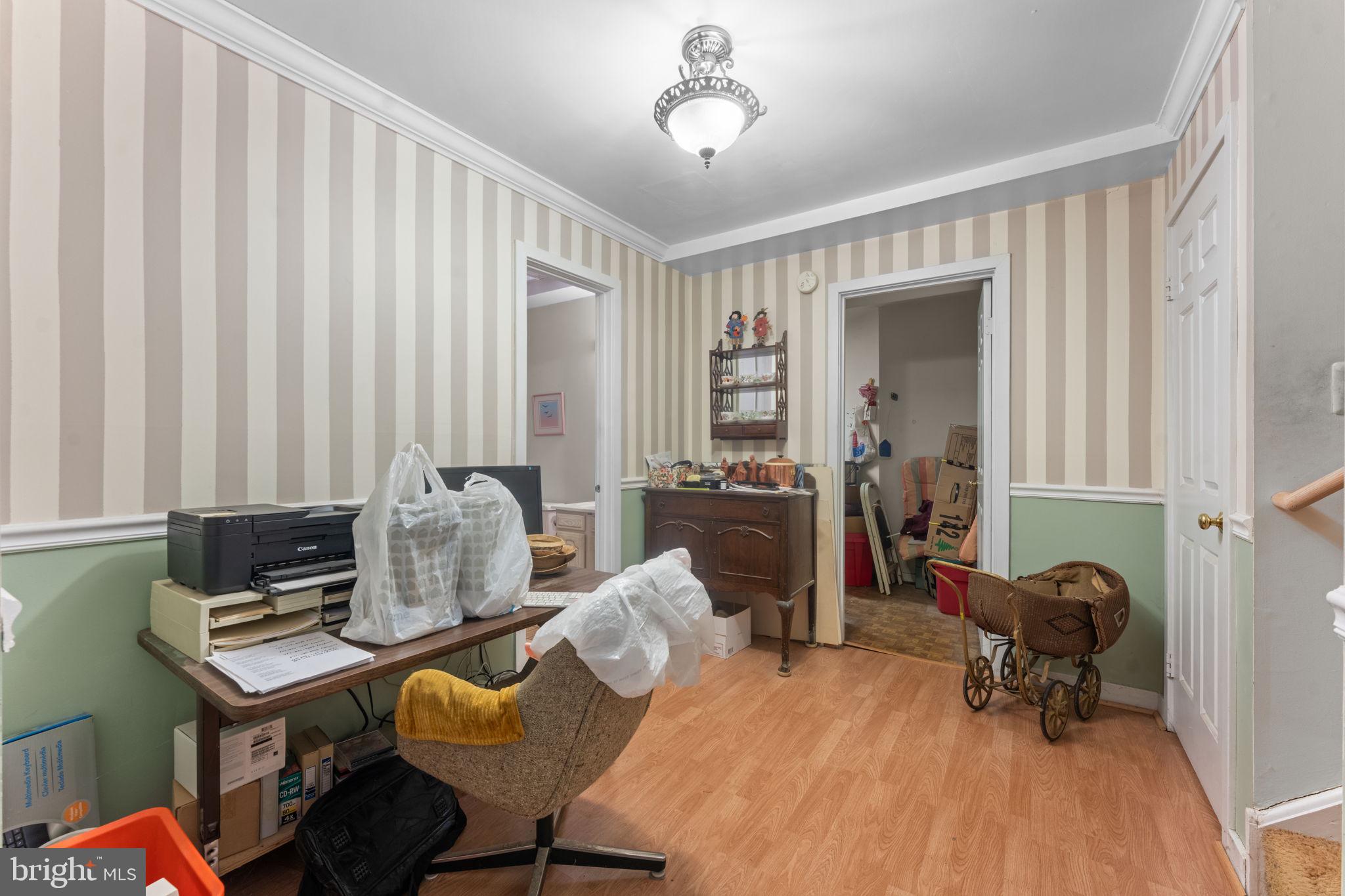 RESTON - Residential