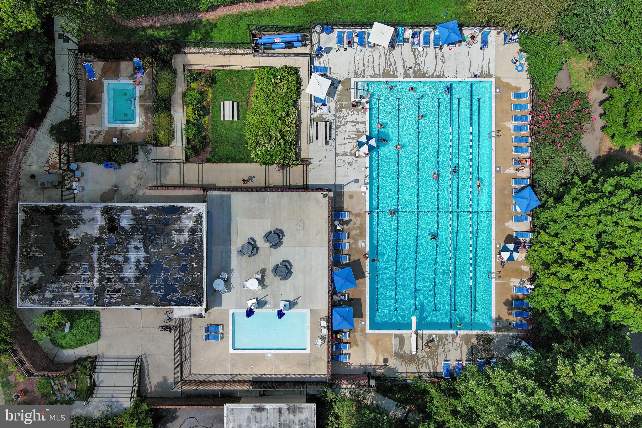 RESTON - Residential