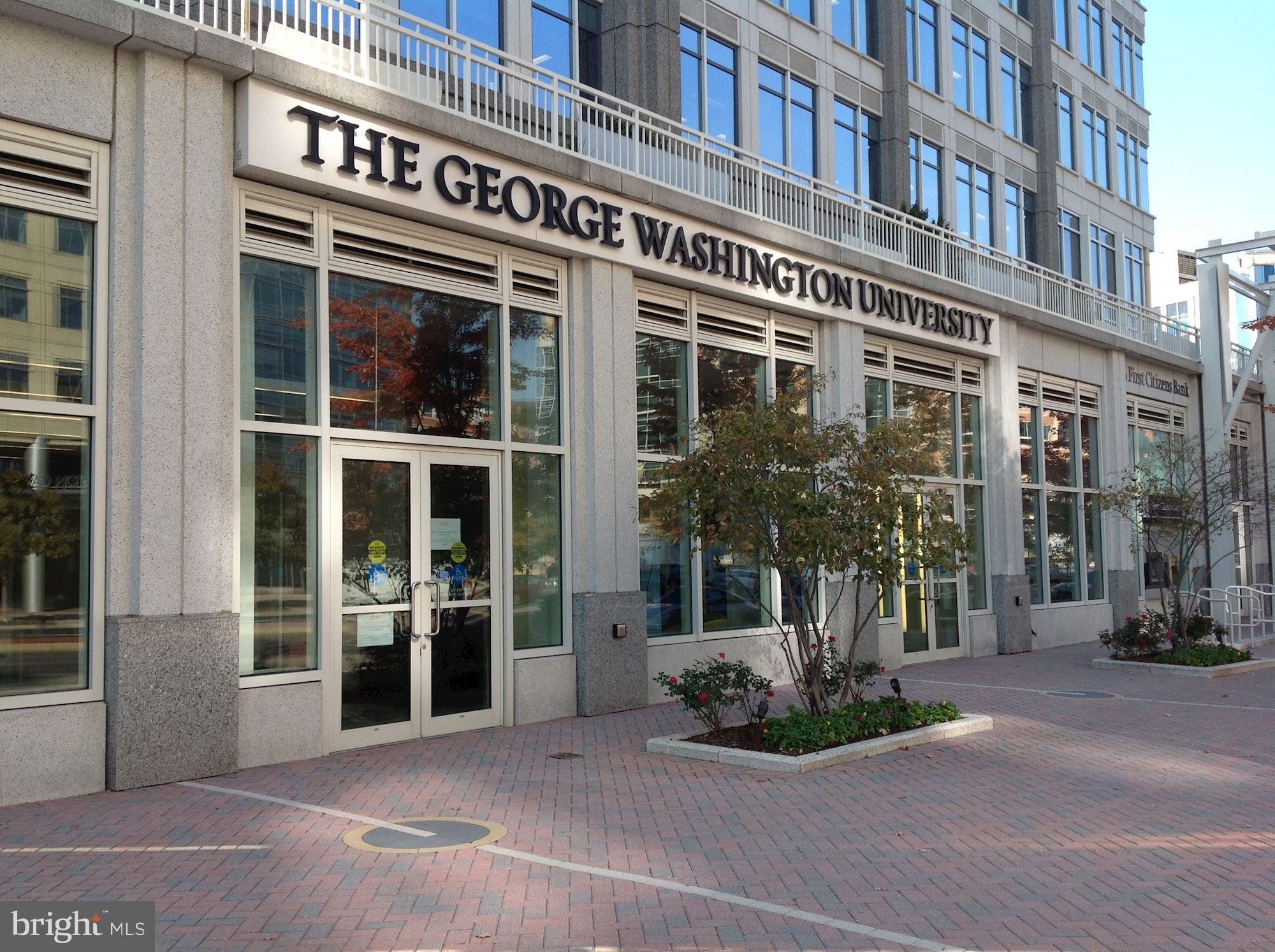 HYDE PARK - Residential