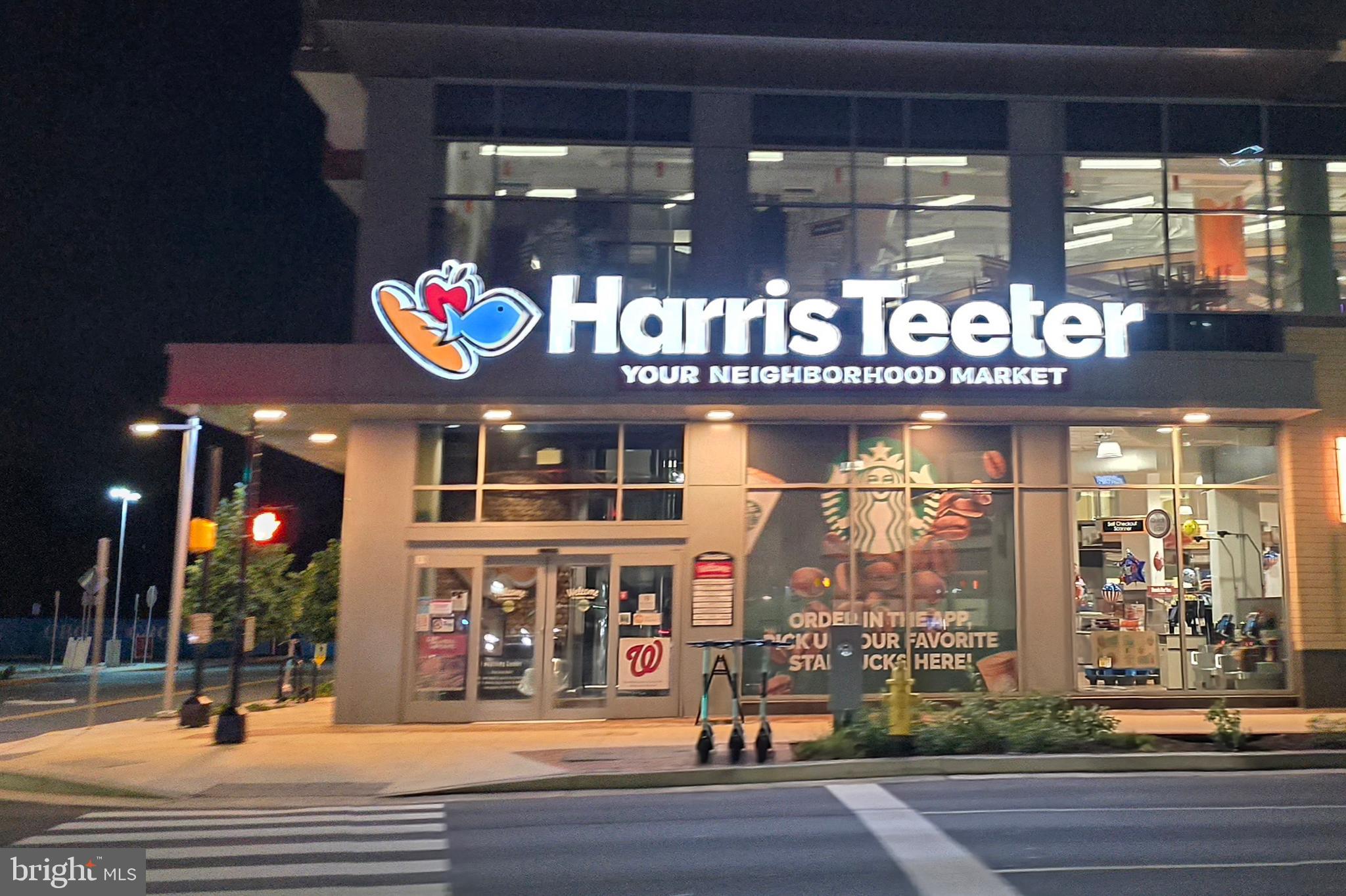 HYDE PARK - Residential