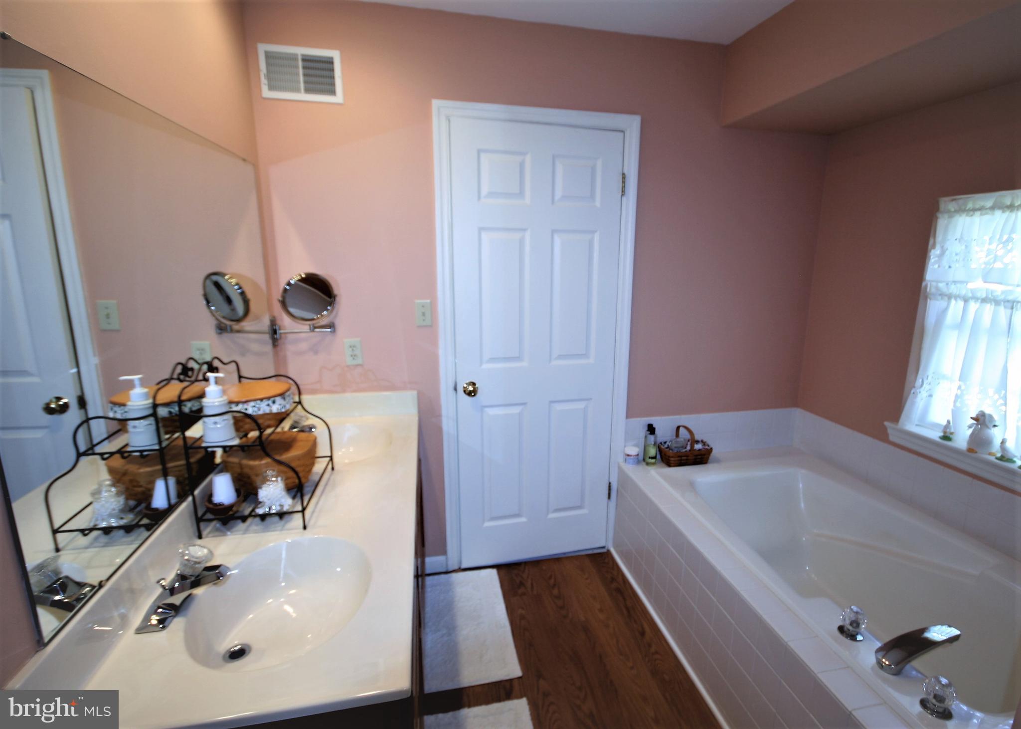 STONEBRIDGE CROSSI - Residential