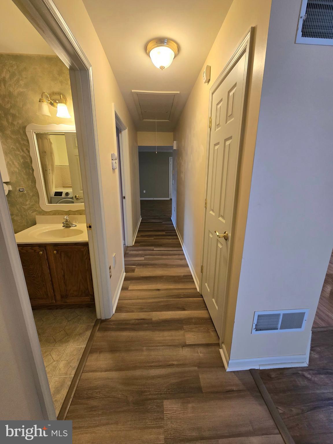 EQUINE MEADOWS - Residential