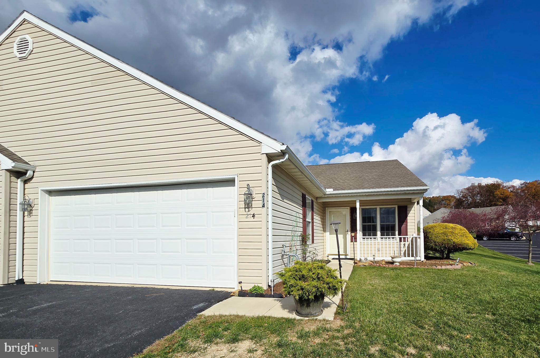 EQUINE MEADOWS - Residential