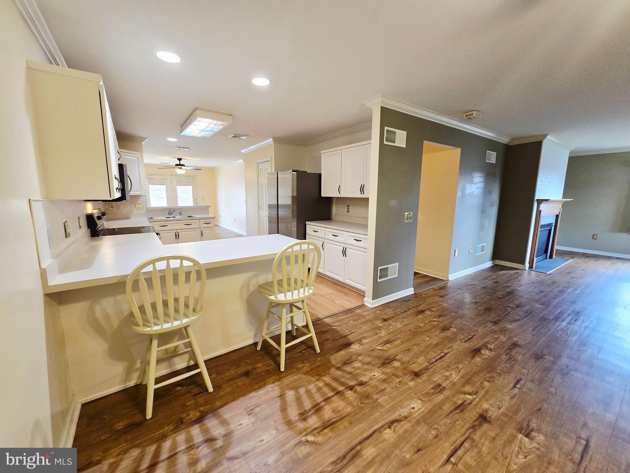 EQUINE MEADOWS - Residential