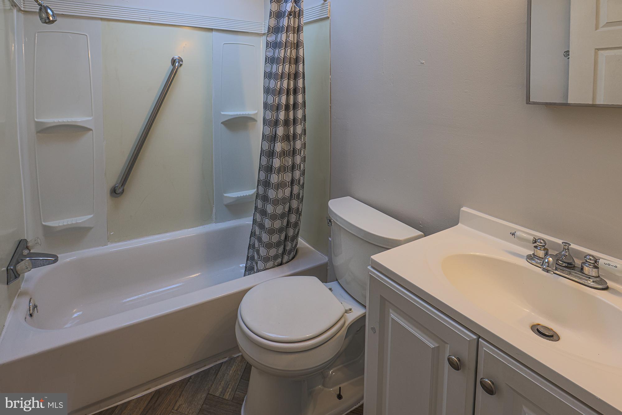 BELAIR-EDISON - Residential