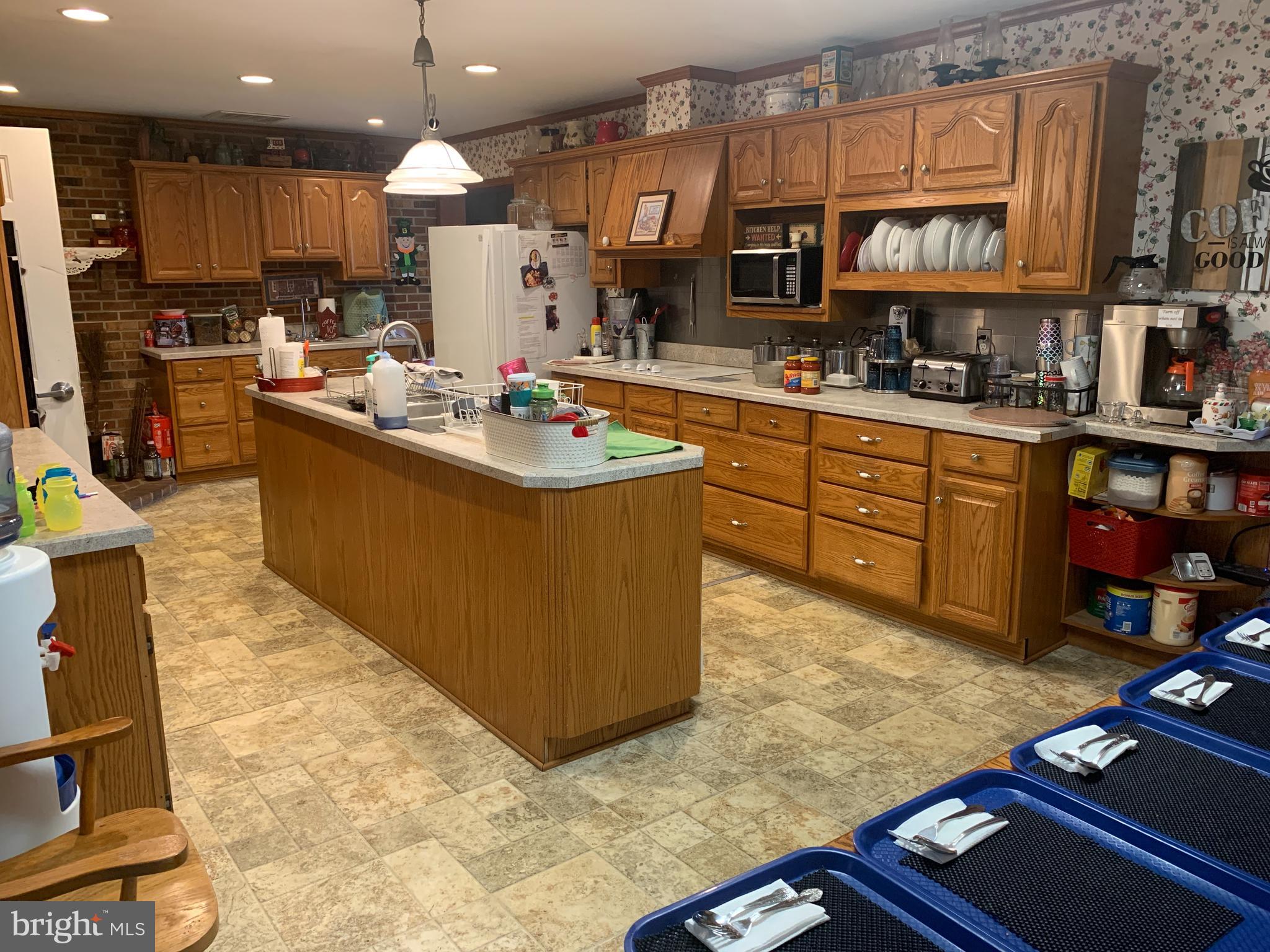 TOWN OF ROCK HALL - Commercial Sale